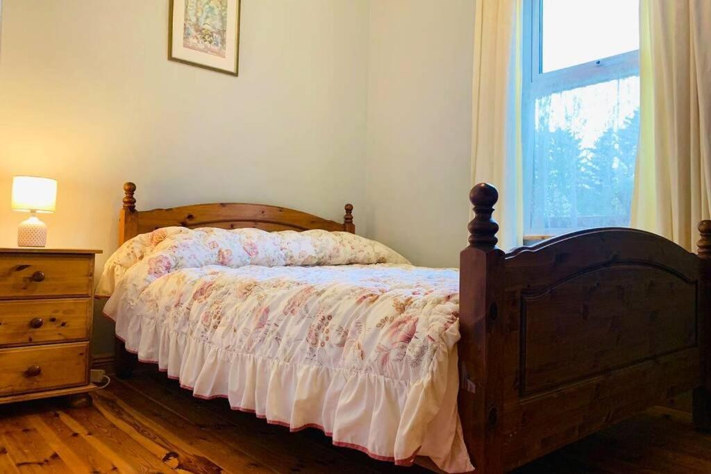 Glen Keen Farm Cottage Louisburgh Εξωτερικό φωτογραφία