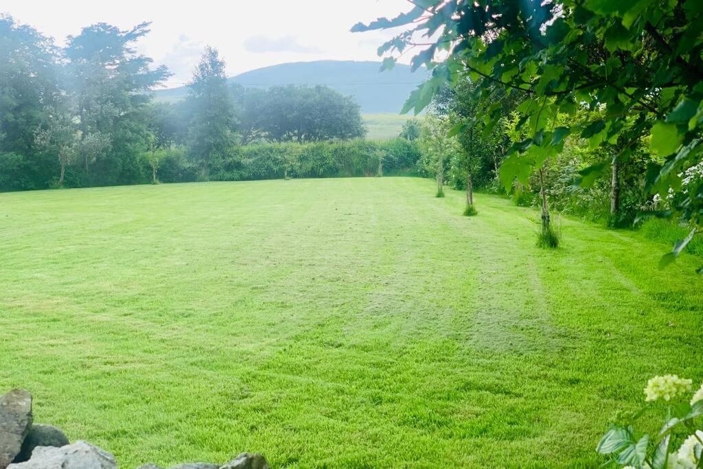Glen Keen Farm Cottage Louisburgh Εξωτερικό φωτογραφία