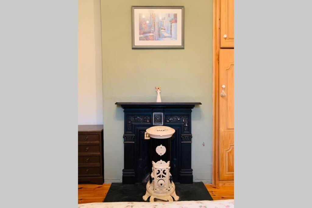 Glen Keen Farm Cottage Louisburgh Εξωτερικό φωτογραφία
