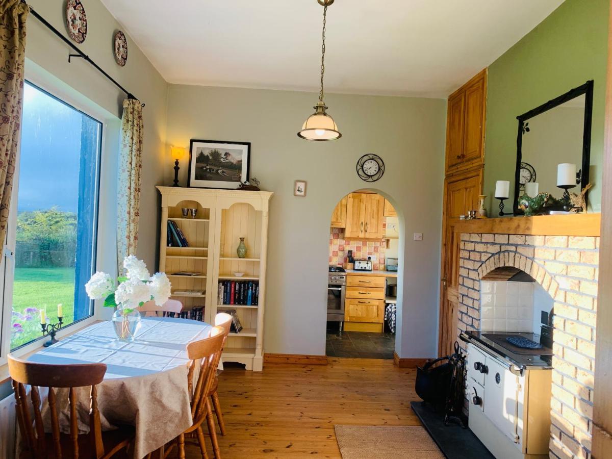 Glen Keen Farm Cottage Louisburgh Εξωτερικό φωτογραφία